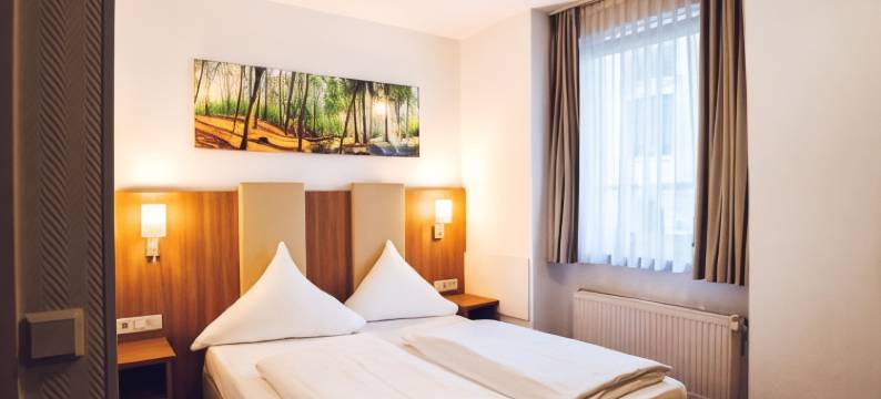 多姆布里克伽尼酒店(Hotel Domblick Garni)图片