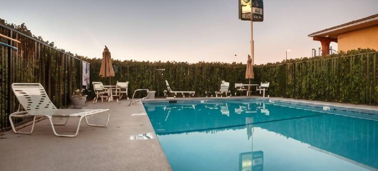 韦洛斯贝斯特韦斯特酒店(Best Western Willows Inn)图片