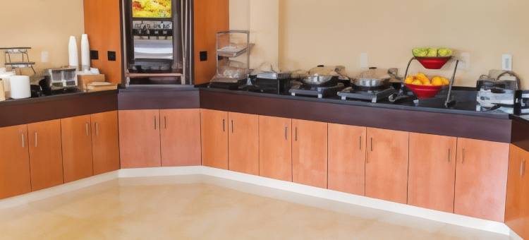 法戈万枫酒店套房客栈(Fairfield Inn & Suites Fargo)图片