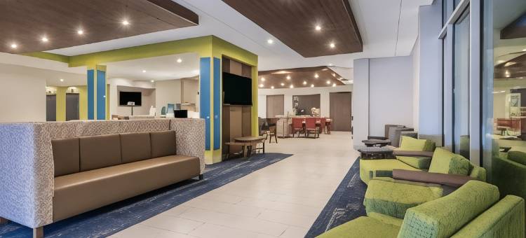 哈瓦苏湖城伦敦桥智选假日套房酒店(Holiday Inn Express & Suites Lake Havasu - London Bridge)图片