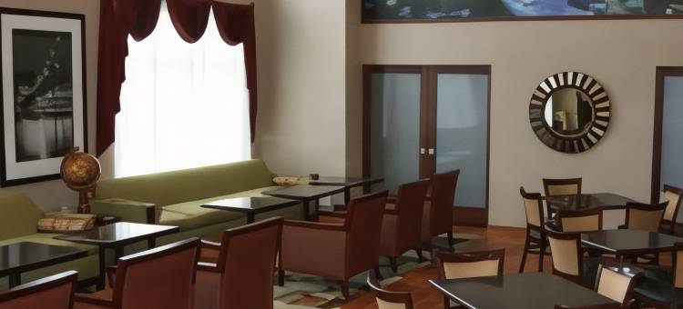 克利夫兰曼图尔欢朋套房酒店(Hampton Inn & Suites Cleveland-Mentor)图片