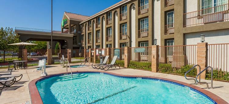 兰开斯特智选假日酒店(Holiday Inn Express Lancaster)图片