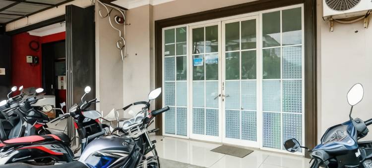 茂物潘杜拉亚红多兹酒店(RedDoorz @ Pandu Raya Bogor)图片