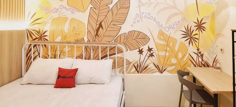 RedDoorz at Victoria Hotel Near Stasiun Blitar图片