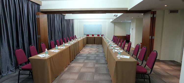 士乃SEM9酒店–原珀斯酒店(Sem9 Senai "Formerly Known As Perth Hotel")图片