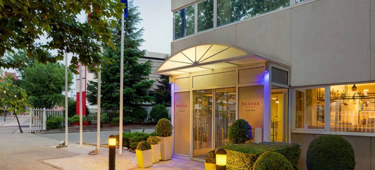 马德里特雷斯坎托斯温德姆华美达酒店(Ramada by Wyndham Madrid Tres Cantos)图片