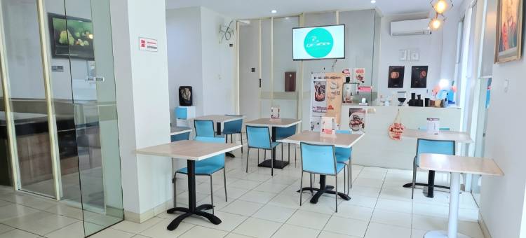 史纳延-勒格林套房酒店(LeGreen Suite Senayan)图片