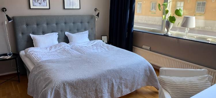 在角落上(På Hörnet Hotell)图片