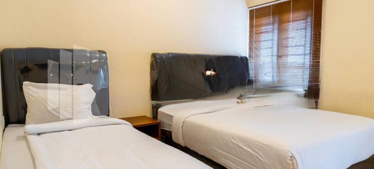亚当马利克宾馆-靠近丽嘉ICC棉兰-米特拉红门酒店(Adam Malik Guesthouse Near Regale ICC Medan Mitra RedDoorz)图片