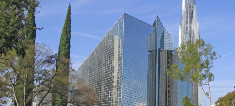 阿纳海姆迪士尼乐园戴斯套房酒店(Days Inn & Suites by Wyndham Anaheim at Disneyland Park)图片