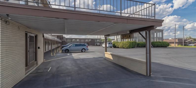 杜波依斯庄园汽车旅馆(DuBois Manor Motel)图片