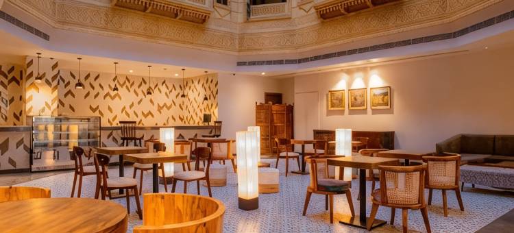 鲁帕尔住宅酒店(Rupal Residency)图片