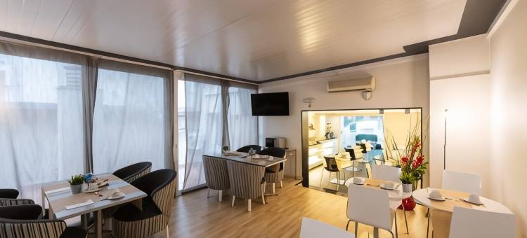 雷克德酒店(Atenea Rekord Suites)图片