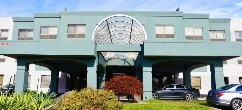 美国旅馆及水福德套房(American Inn & Suites)图片