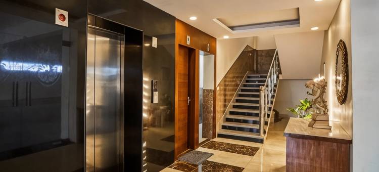 Treebo 大遗产精英带屋顶咖啡馆(Treebo Grand Legacy Elite with Roof Top Cafe)图片