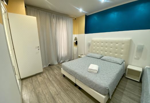 Londrino Sanremo Hotel Overview