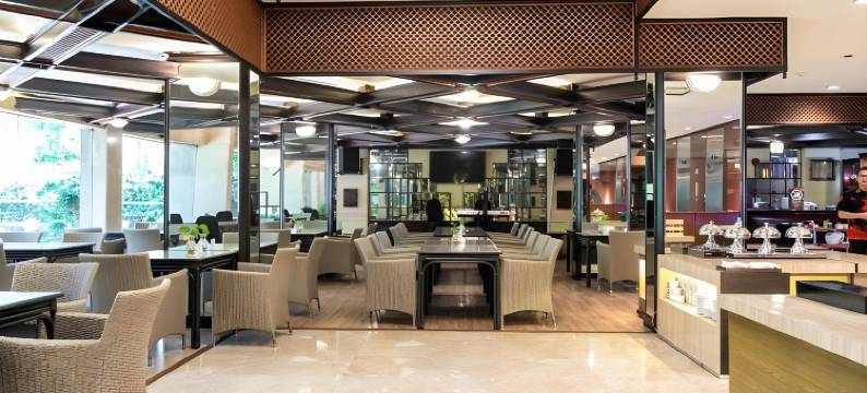 玛琅丽晶花园酒店(Regent's Park Hotel at Kayutangan Malang)图片