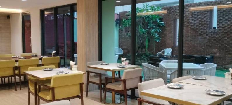 艾卡迈华美达酒店(Ramada Ekamai)图片