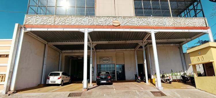 比纳穆伊斯兰杰内蓬托酒店(Hotel Binamu Syariah Jeneponto)图片