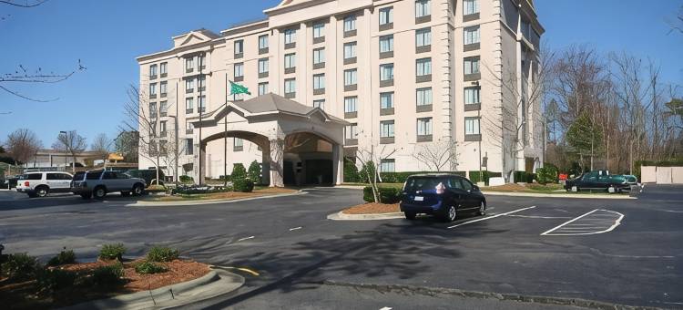 罗利卡瑞I-40沃尔纳特街假日套房酒店(Holiday Inn & Suites RALEIGH-CARY (I-40 @WALNUT ST) by IHG)图片