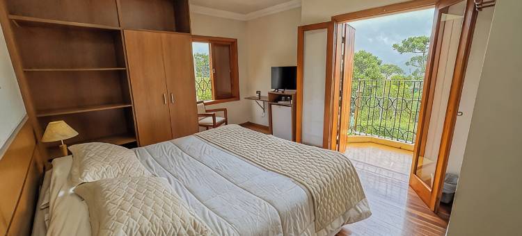 维多利亚别墅旅馆卡慕斯多若尔当(Pousada Victoria Villa by Nacional Inn - A 800 Metros da Vila Capivari)图片