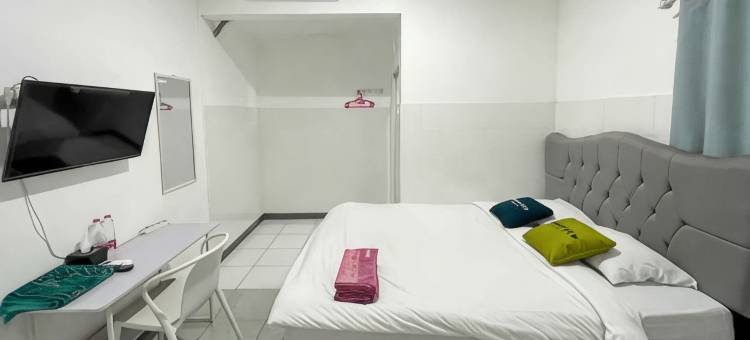 井里汶市 Urbanview Sasarengan RSUD Waled 沙里亚旅馆(Urbanview Syariah Sasarengan Inn Near Rsud Waled Cirebon)图片