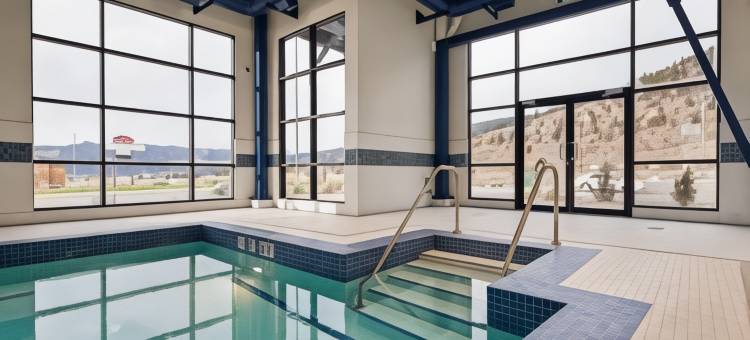 梅里特贝斯特韦斯特优质酒店(Best Western Plus Merritt Hotel)图片