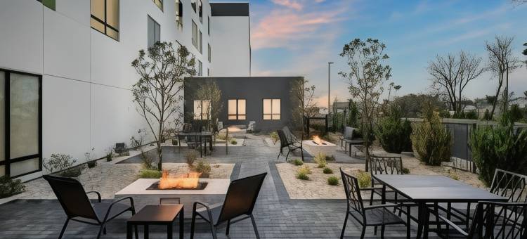新堡万怡酒店(Courtyard New Castle)图片