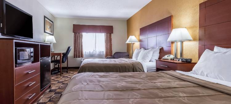 锡卡莫尔-迪卡尔布凯艺酒店(Quality Inn Sycamore - DeKalb)图片