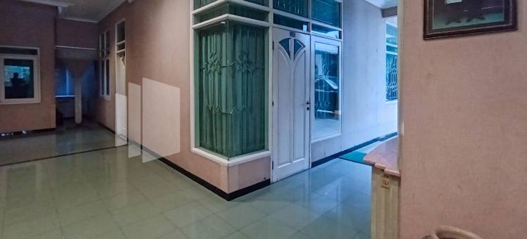 尼洛霍特尔克布门米特拉瑞德多兹(Nillo Hotel Kebumen Mitra RedDoorz)图片