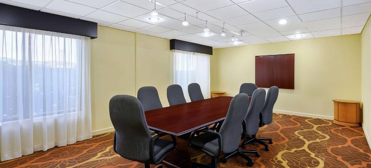 佛罗伦萨拉昆塔温德姆套房酒店(La Quinta Inn & Suites by Wyndham Florence)图片