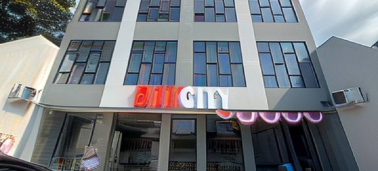 盒城酒店莫佐克托(Box City Hotel Mojokerto)图片