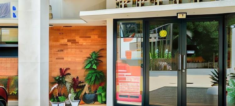 红门附近的跨工作室购物中心西布布尔 3(RedDoorz Near Trans Studio Mall Cibubur 3)图片