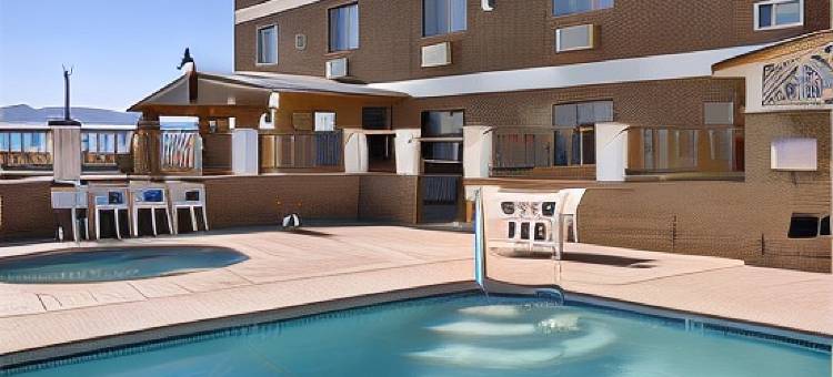 哈瓦苏湖城温德姆速8酒店(Super 8 by Wyndham Lake Havasu City)图片