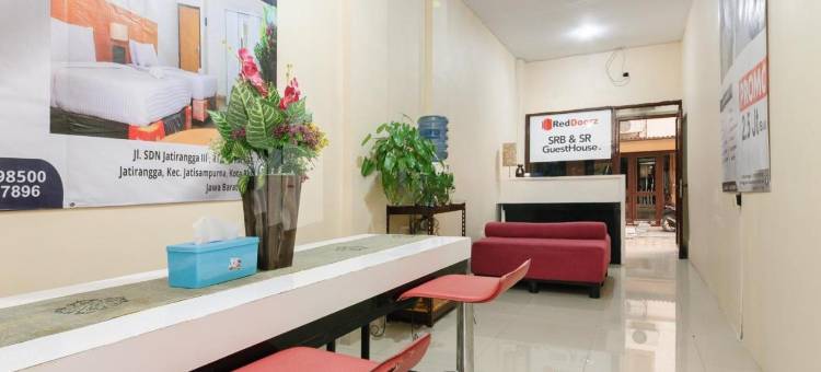 Srb Near Mall Ciputra CIbubur Mitra RedDoorz图片