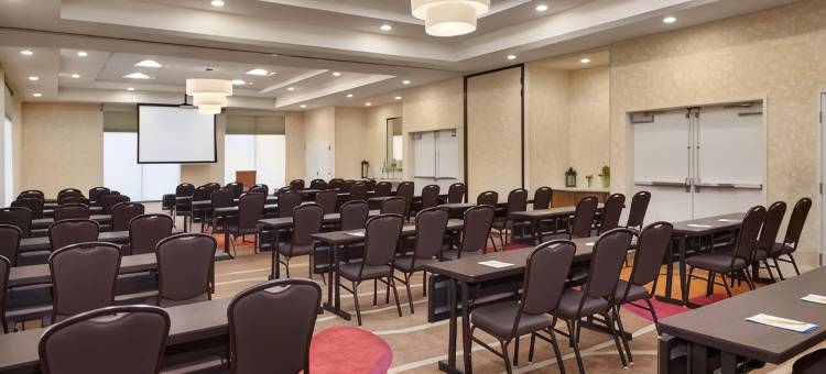 美梅德福希尔顿花园酒店(Hilton Garden Inn Medford)图片