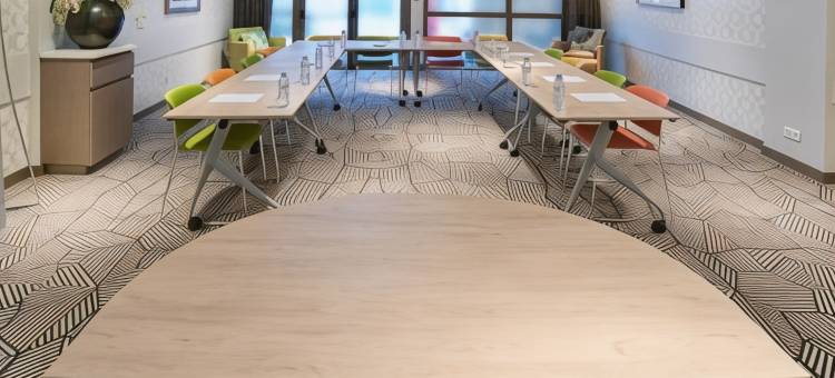 宜必思尚品克莱蒙费朗勒布雷泽特机场酒店(Ibis Styles Clermont-Ferrand le Brézet Aéroport)图片