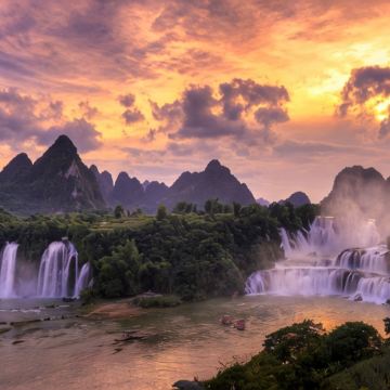 广西崇左+德天瀑布+明仕田园+峒那屿湾景区+通灵峡谷2日1晚私家团