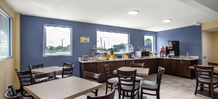 奥兰多阿波普卡戴斯温德姆酒店(Days Inn by Wyndham Apopka/Orlando)图片