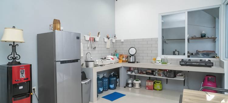 Nina House Near Taman Budaya Sentul RedPartner图片