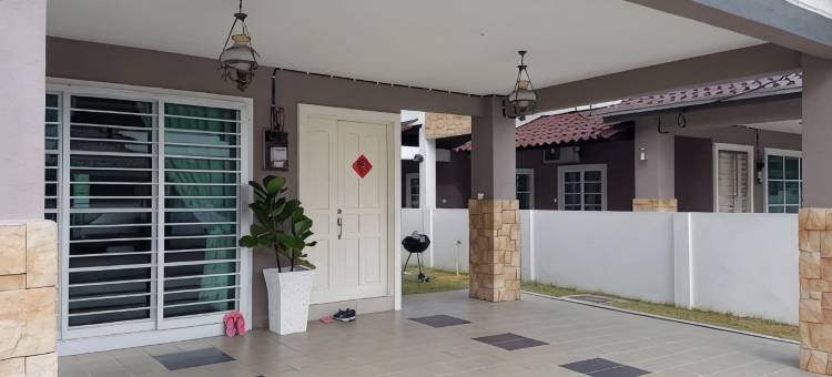 Sitiawan semi D homestay with 4 bedrooms图片