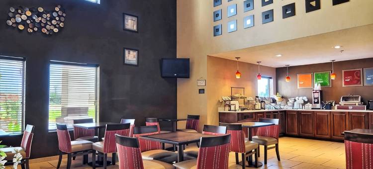卡多谷美吟酒店/阿卡德尔菲亚(Baymont by Wyndham Caddo Valley/Arkadelphia)图片
