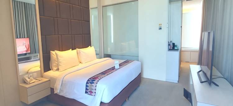 惠里普瑞米尔酒店(W Three Premier Hotel Lagaligo)图片