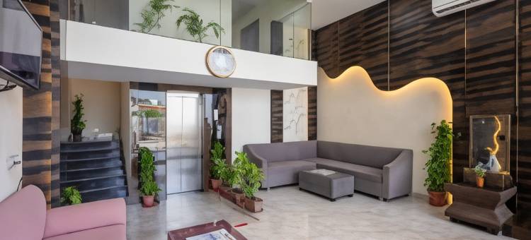 普拉瓦萨酒店，德瓦斯纳卡(Hotel Pravasa Stay, Dewas Naka)图片