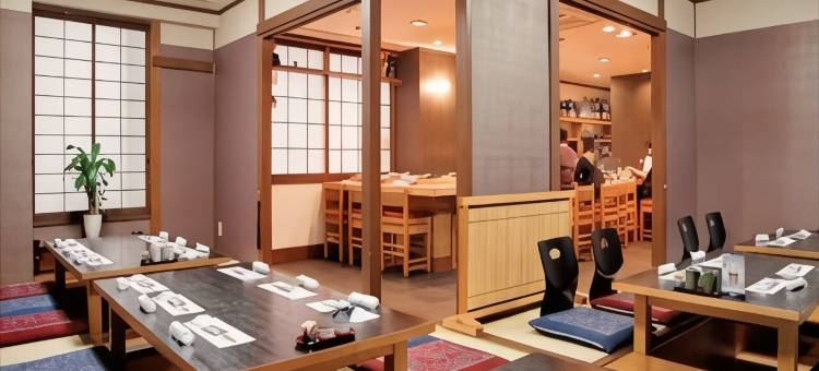 小仓皇冠山酒店(Hotel Crown Hills Kokura)图片