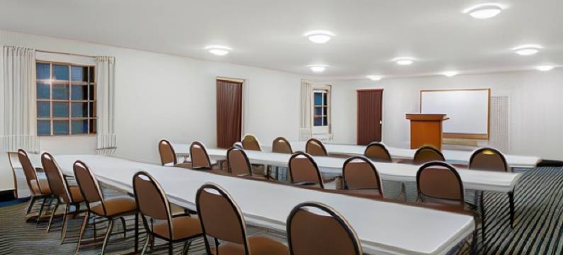 彭萨科拉温德姆速8酒店(Super 8 by Wyndham Pensacola)图片