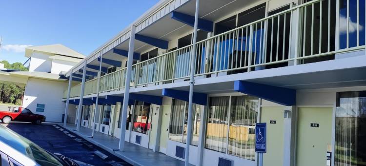 温德姆速8酒店-金斯兰I-95/海军基地区(Super 8 by Wyndham Kingsland I-95/Naval Base Area)图片