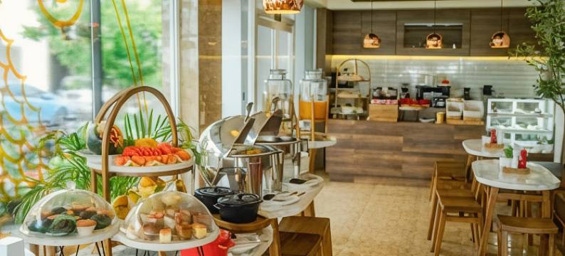 胡鲁马累琥珀海滩酒店(Amber Beach Hotel)图片