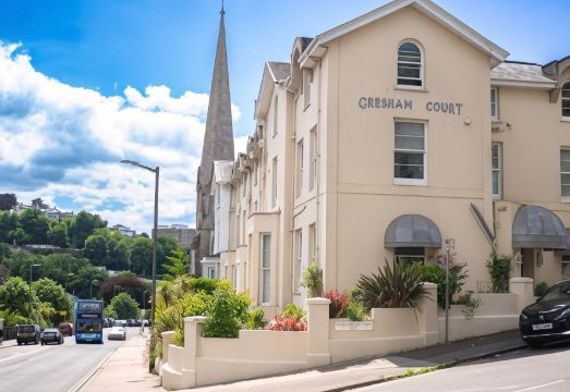 Gresham Court Hotel Overview