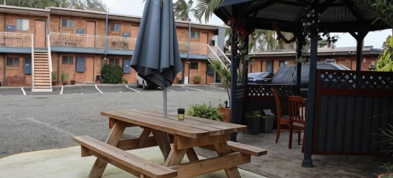 桥景汽车旅馆(Bridge View Motel)图片